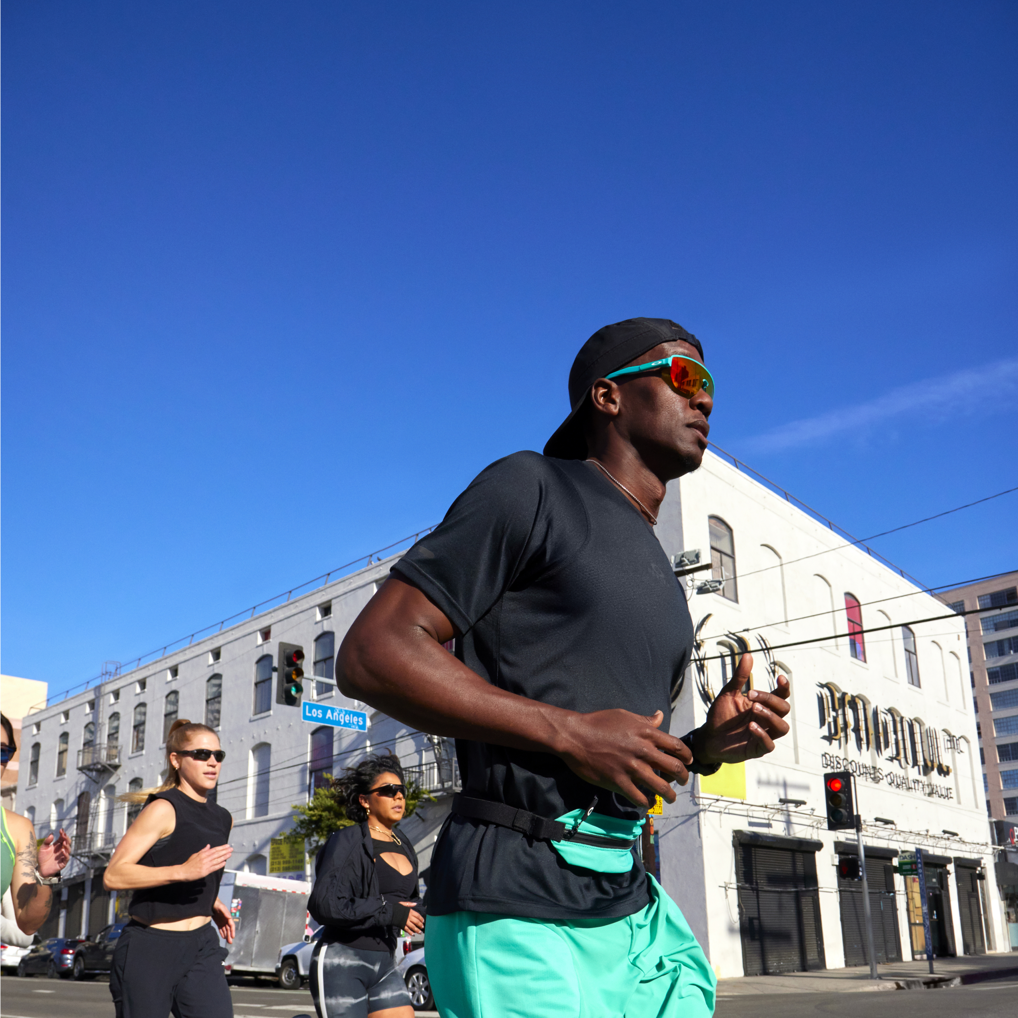 ランニング中ずれない設計が採用されたOakley® Corridor ランニング中ずれない設計が採用されたOakley® Corridor